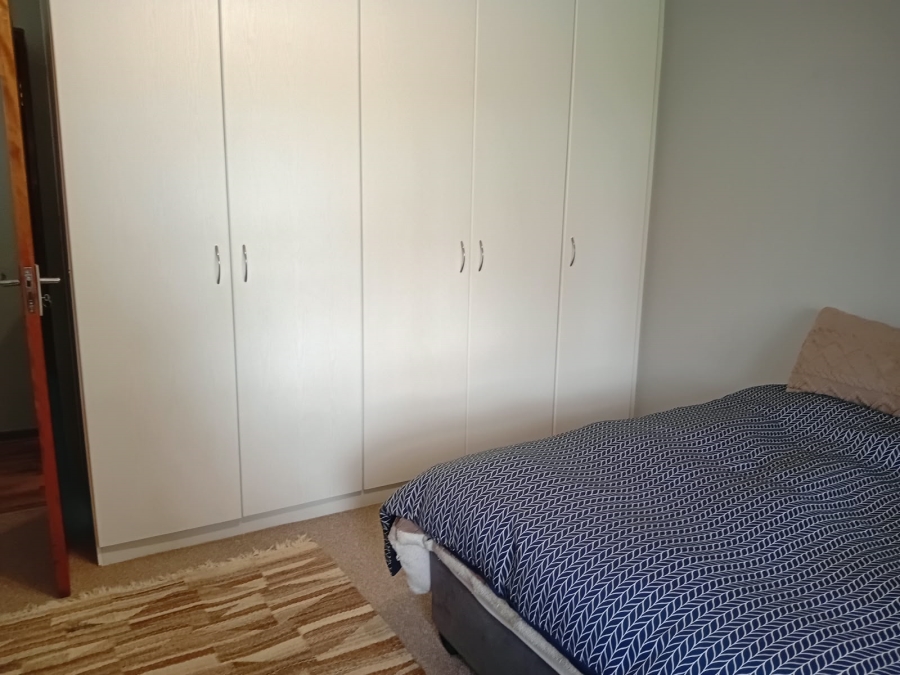 To Let 4 Bedroom Property for Rent in Twin Palms Western Cape